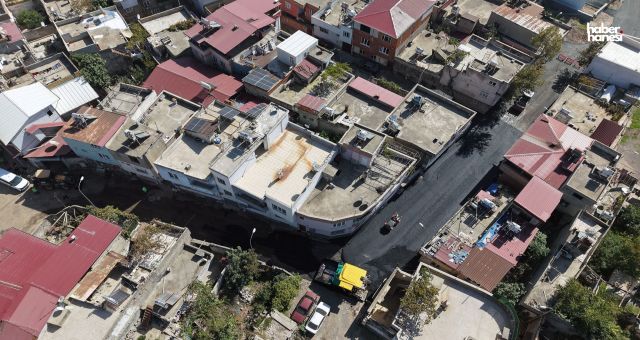 Kahramanmaraş Büyükşehir’den Dulkadiroğlu Divanlı Mahallesi’nde Kesintisiz Asfalt Mesaisi