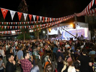 ‘Şehr-i Yaman’da Ramazan’ Dellal Metin ile Şenlendi