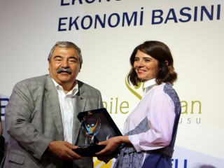 EKONOMİ BASINI BAŞARI ÖDÜLLERİ SAHİPLERİNİ BULDU