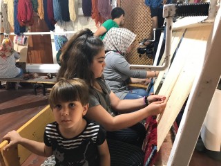 KÜLTÜREL MİRASI GELECEK NESİLLERE İLMEK İLMEK NAKŞEDİYOR