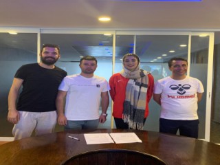 İranlı milli voleybolcu, Elbistanspor’a transfer oldu