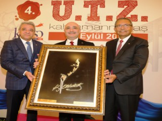 ULUSLARARASI TEKSTİL ZİRVESİ’NİN GALA PROGRAMI GERÇEKLEŞTİRİLDİ