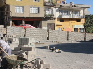 Caddeler Daha Da Güzelleşiyor