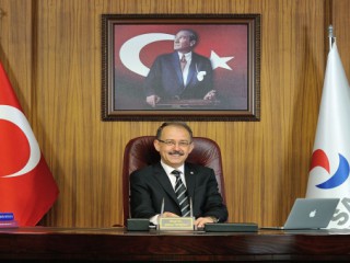 SANKO ÜNİVERSİTESİ REKTÖRÜ PROF. DR. DAĞLI: “NİCE CUMHURİYET BAYRAMINI BİRLİK VE BERABERLİK İÇİNDE, GURURLA KUTLAMAK EN BÜYÜK TEMENNİMİZDİR”