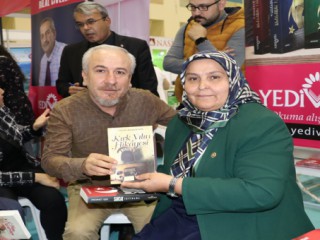 Yazar Kızıltepe, Milletvekili Öçal’a kitabını hediye etti!