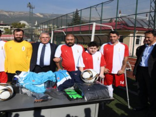 Başkan Mahçiçek, Sporun ve Sporcunun Yanında
