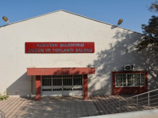 Elbistan Düğün Salonu ve Aşevi Yıkılıyor