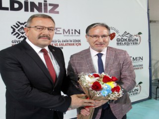 MUSTAFA KARATAŞ GÖKSUN’DA PEYGAMBERİMİZİ ANLATTI