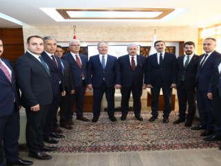 TBMM BAŞKANI ŞENTOP SİVAS BELEDİYESİNİ ZİYARET ETTİ