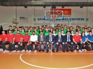 YENİ SEZONDA BİNLERCE SPORCU PARKE ÜZERİNE ÇIKACAK