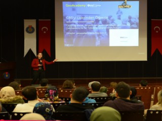 KSÜ’de, Coğrafi Bilgi Sistemi Semineri Verildi