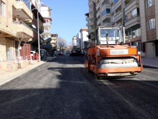 Pazarcık 1. Caddeye Sıcak Asfalt