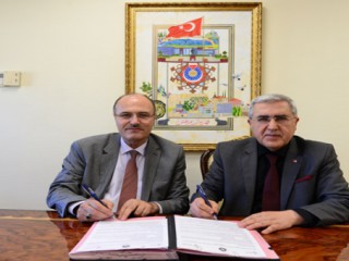 Üniversiteli Öğrenciler İş Hayatına Hazırlanacak !