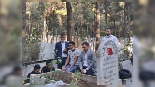 Ülkücü Şehit Blade Aybars Ölüm Yıl Dönümünde Kabri Başında Anıldı