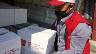 Gıda kolileri ihtiyaç sahiplerine ulaştırıldı