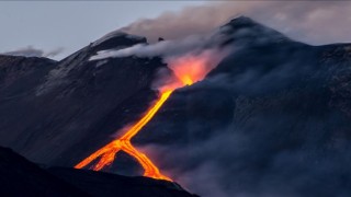 Etna Yanardağı’nın Patlaması Konuşuluyor - Etna Yanardağı Nerede ?