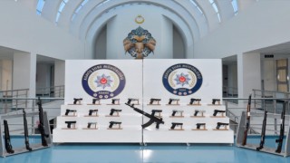 Polis Denetimlerinde Otuz Yedi Adet Silah Ele Geçirildi