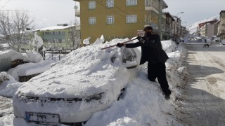 Adana'da Kar Yağışı Etkili Oldu