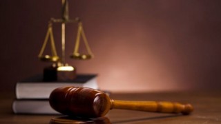 Mahkeme, Kenan Evren'i Övenin Eleştirilmesini İfade Özgürlüğü Saydı
