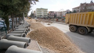 Yeni Mahallede Alt Yapı Yenileme Çalışmaları Devam Ediyor