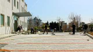 Zekeriya Tanrıverdi Camii Çevre Düzenleme Çalışmaları Sürüyor