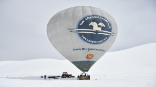 Yedikuyular Kayak Merkezi'nde Sıcak Hava Balonu Uçtu
