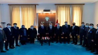 Ak Parti Kahramanmaraş Heyetinden Ünal'a Hayırlı Olsun Ziyareti