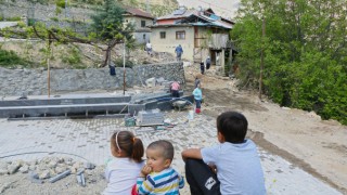 Kahramanmaraş Hacıibrahimuşağı Mahallesinin Meydanı Yenileniyor