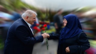 Başkan Mahçiçek, “Sonsuz Sevgi Abideleri Olan Annelerimizin Günü Kutlu Olsun”