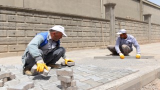 Kahramanmaraş Dulkadiroğlu Karaziyaret ve Güzelyurt Mahallerinde Kilit Parke Çalışması