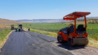 Türkoğlu Yollarında İyileştirme Çalışması Devam Ediyor