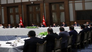 Ak Parti'li Belediye Başkanları Cumhurbaşkanı İle Külliyede Buluştu