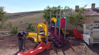 Elbistan İlçesinde Çocuklara Parklar Yapılıyor