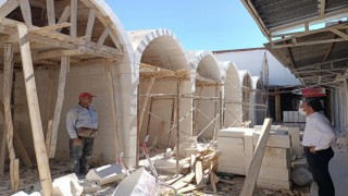 Kılınç, Tarihi Adıyaman Çarşısındaki Çalışmaları İnceledi