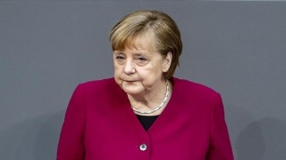 Merkel'den ''Dev Yatırımlar Gerekli'' Uyarısı