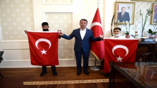 Türkoğlu’nun Türk Bayrağı Sevdalısı Gençleri