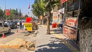 Kahramanmaraş Büyükşehir Pazarcıkta Çalışıyor