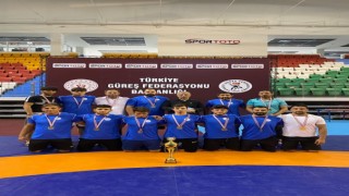 Kahramanmaraş’ın Güreş Takımı Göğüsleri Kabarttı
