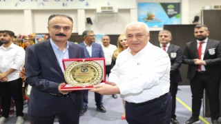 4 Farklı Kategori'den Alkış Alan Performans