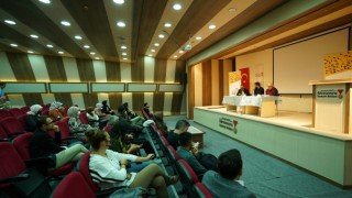 Şehirden Taşraya: Üç Öykücü Tek Soru