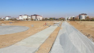 Afşin Millet Bahçesi’nde Çalışmalar Sürüyor