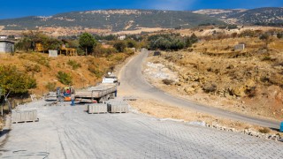 Dulkadiroğlu ilçesi Sokaklarında İyileştirme Çalışmaları Sürüyor