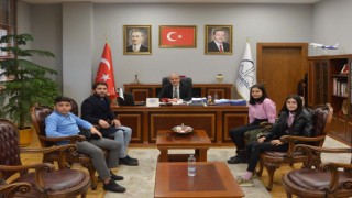 Başkan Okay'dan Öğrencilere Anlamlı Destek