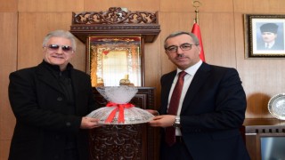 Başkan Güngör Oyuncu Tamer Karadağlı’yı Ağırladı