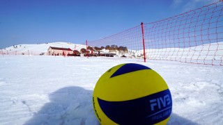 Yedikuyular’da Kar Voleybolu Avrupa Turu Başladı
