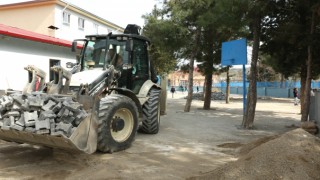Büyükşehir’den Öğrencilere Yeni Spor Alanları