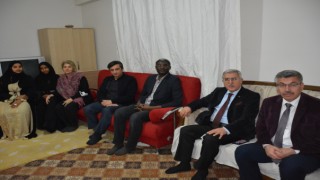 KSÜ Yöneticileri İftarını Afrikalı Öğrencilerle Birlikte Açtı