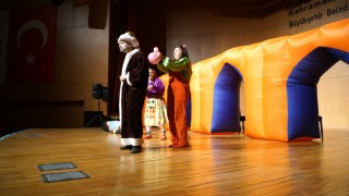 ‘Nasreddin Hoca’ Hem Eğlendirdi Hem Öğretti
