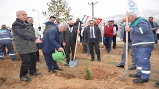 Üniversite 30. Yılında Pazarcık Afşin, Andırın Ve Göksun’da 30 Bin Fidanı Toprakla Buluşturuyor