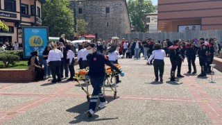 Bursa'da AVM'nin Tavanı Çöktü